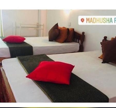 Madhusha Rest Hotel Maskeliya Eksteriør billede